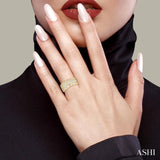 1 1/2 ctw 3-Stone Emerald and Round Cut Diamond Fashion Wide Band in 14K Yellow Gold