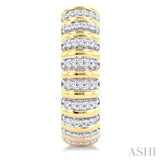 1/4 Ctw Ribbed Round Cut Diamond Half Hoop Earring in 14K Yellow Gold