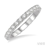 1 Ctw Round Cut Diamond Eternity Band in 14K White Gold