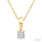 1/6 Ctw Prong Set Round Cut Diamond Solitaire Pendant With Chain in 14K Yellow Gold