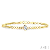 1/4 Ctw Pear Cut Diamond Curb Link Bracelet in 14K Yellow Gold