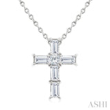 1/6 Ctw Princess and Baguette Cut Diamond Cross Petite Fashion Pendant With Chain in 10K White Gold