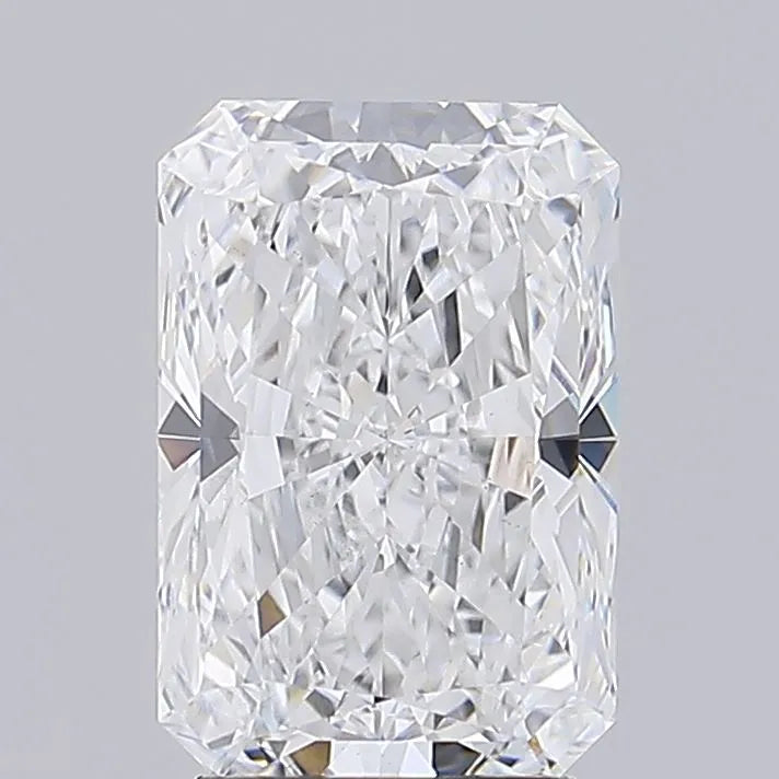 3.38ct Radiant Lab Grown Diamond (Colour E, Clarity VS1, IGI Certified)