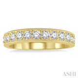 3/4 Ctw Round Cut Diamond Wedding Band in 14K Yellow Gold