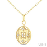 1/4 Ctw Floral Medallion Circle Round Cut Diamond Fashion Pendant With Paperclip Chain in 14K Yellow Gold